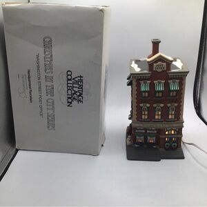 1996 Dept. 56 “Washington Street Post Office” Christmas in the City Series 58880